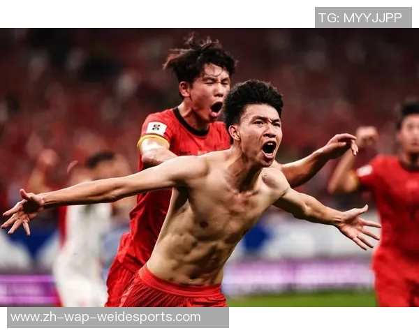 国足精简至26人王钰栋表现抢眼中沙大战或成奇兵塞鸟尚未归队待命